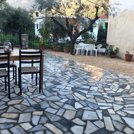 Rodomelo Cute Studio 1 Leonídion Dış mekan fotoğraf